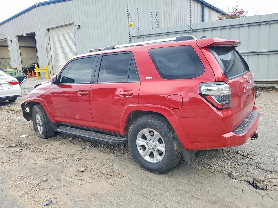Photo 2 from auction – 2021 TOYOTA 4RUNNER with VIN JTEEU5JR9M5239488