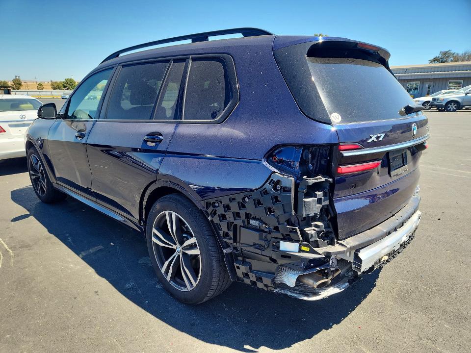 Photo 2 from auction – 2026 BMW X7 with VIN 5UX23EM0XT9028815