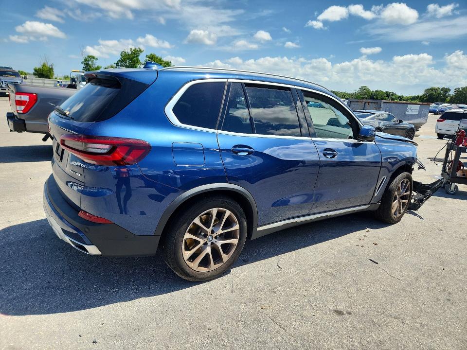 Photo 3 from auction – 2021 BMW X5 with VIN 5UXCR4C02M9F62216