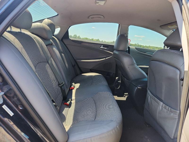 Photo 10 from auction – 2011 HYUNDAI SONATA with VIN 5NPEC4AC5BH023180