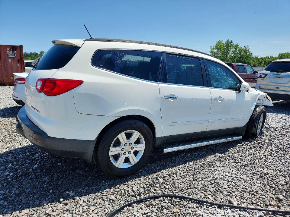 Photo 3 from auction – 2011 CHEVROLET TRAVERSE with VIN 1GNKRGED3BJ281038