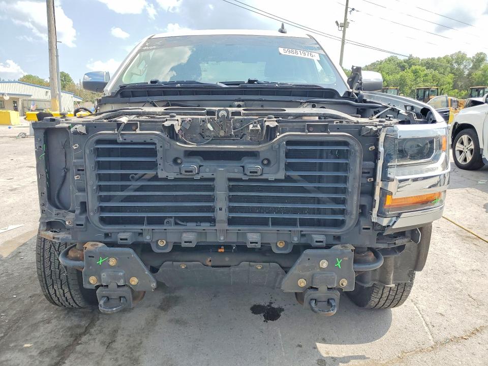 Photo 5 from auction – 2017 CHEVROLET SILVERADO with VIN 3GCUKREC9HG365903