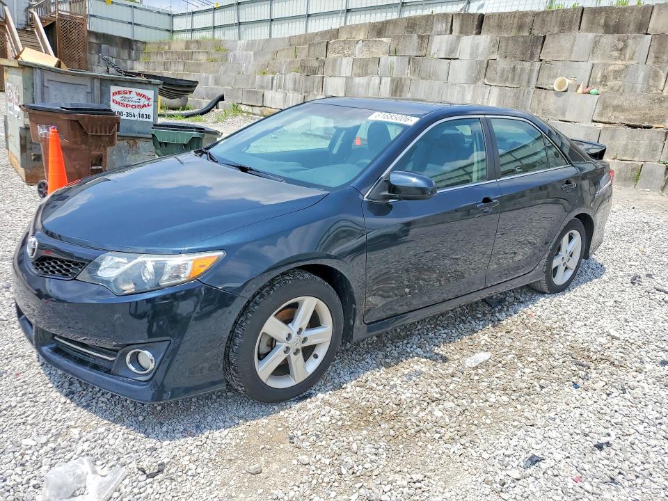 TOYOTA CAMRY 2014 with VIN 4T1BF1FK2EU827645 - Photo from auction