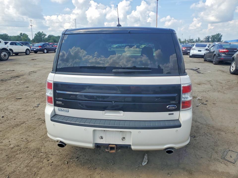 Photo 6 from auction – 2019 FORD FLEX with VIN 2FMHK6C8XKBA15961