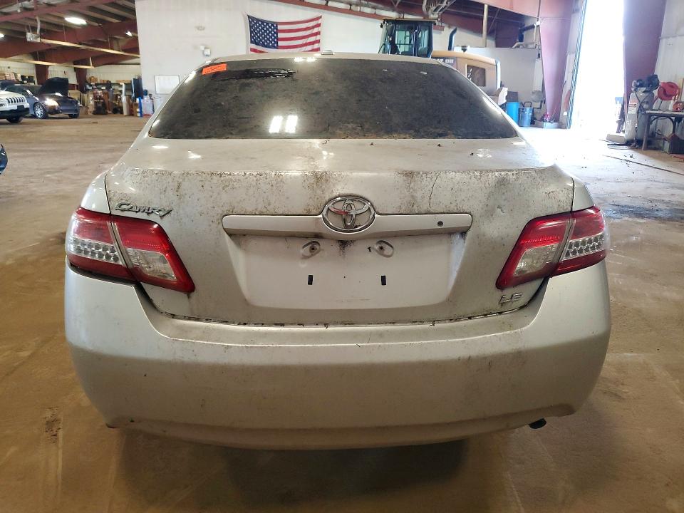 Photo 6 from auction – 2011 TOYOTA CAMRY with VIN 4T1BF3EK0BU182731