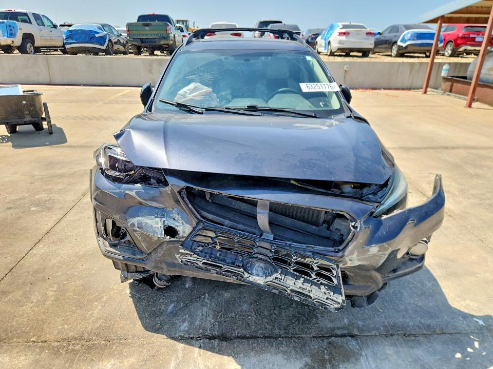 Photo 5 from auction – 2018 SUBARU CROSSTREK with VIN JF2GTAMC2JH230398
