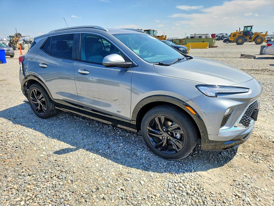 Foto 4 de la subasta – 2025 BUICK ENCORE GX con VIN KL4AMDSL4SB144515