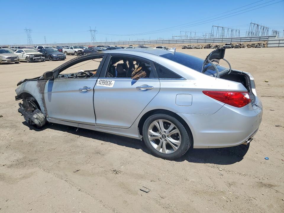 Photo 2 from auction – 2011 HYUNDAI SONATA with VIN 5NPEC4AB1BH294695
