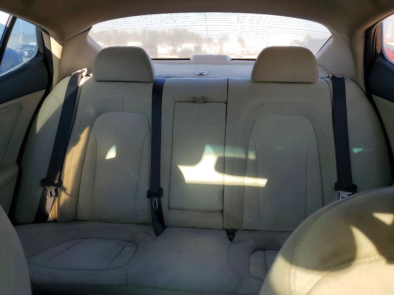 Photo 10 from auction – 2011 KIA OPTIMA with VIN KNAGM4A70B5122401