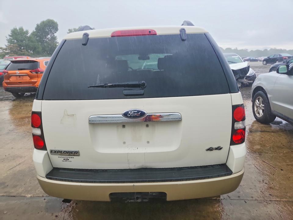 Photo 6 from auction – 2008 FORD EXPLORER with VIN 1FMEU74E58UA67556