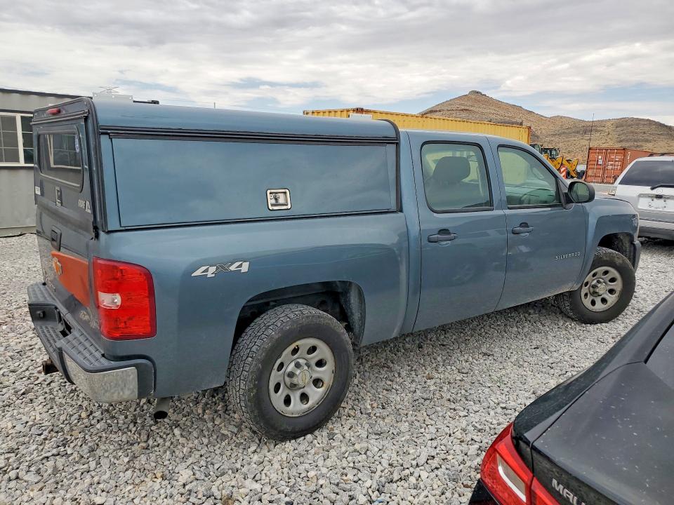 Photo 3 from auction – 2011 CHEVROLET SILVERADO with VIN 3GCPKPEA4BG336753