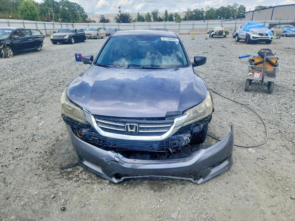 Photo 5 from auction – 2014 HONDA ACCORD with VIN 1HGCR2F73EA009846