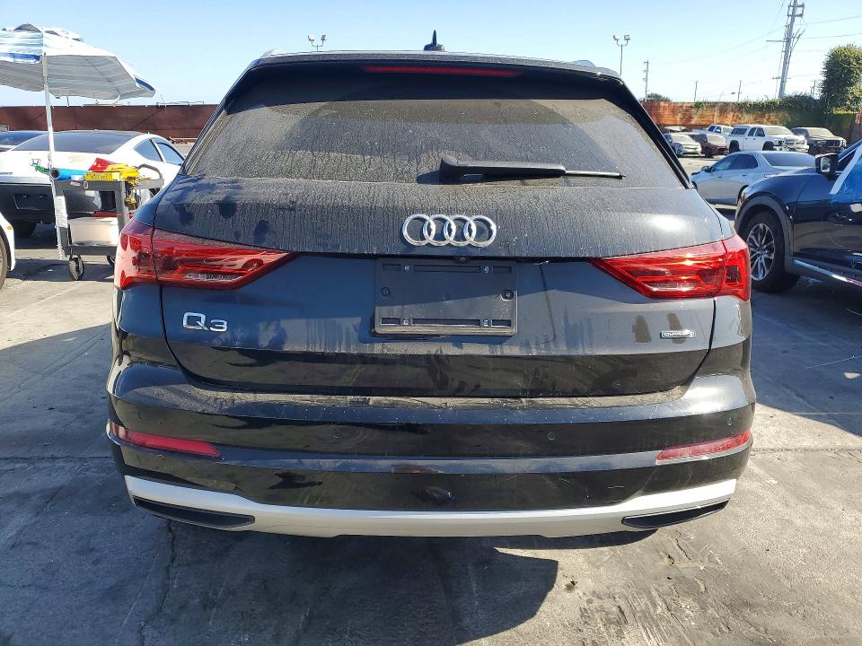 Photo 6 from auction – 2022 AUDI Q3 with VIN WA1AUCF3XN1015452