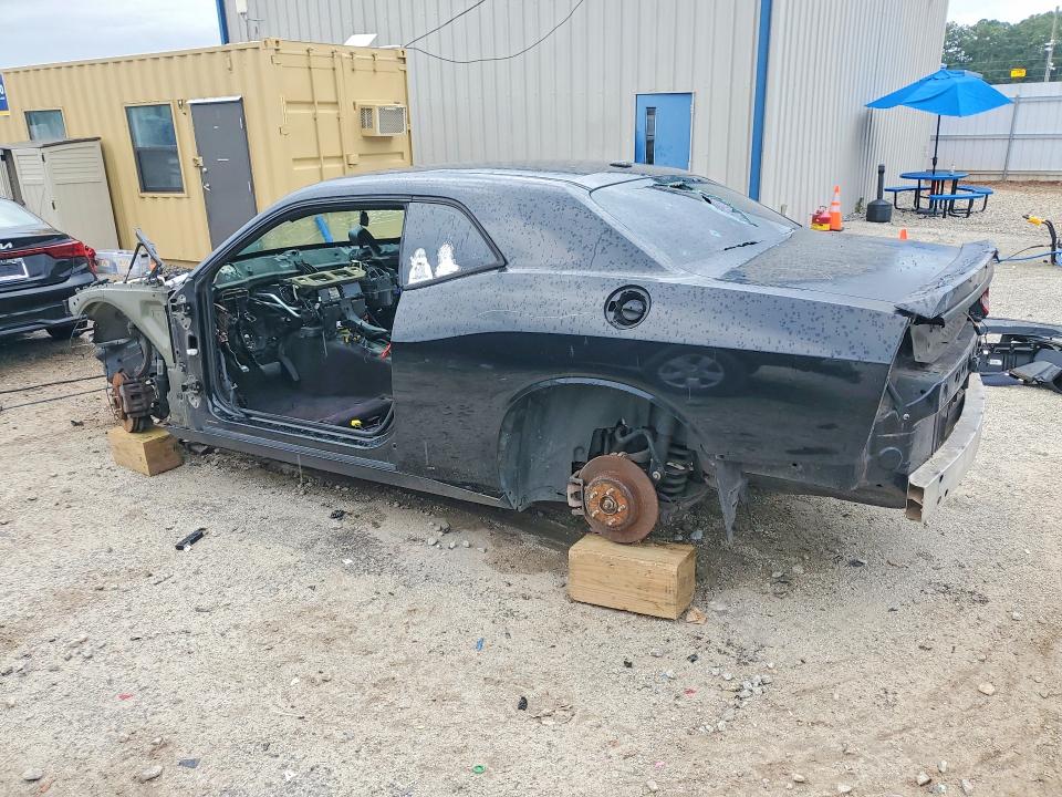Photo 2 from auction – 2017 DODGE CHALLENGER with VIN 2C3CDZAG6HH568248