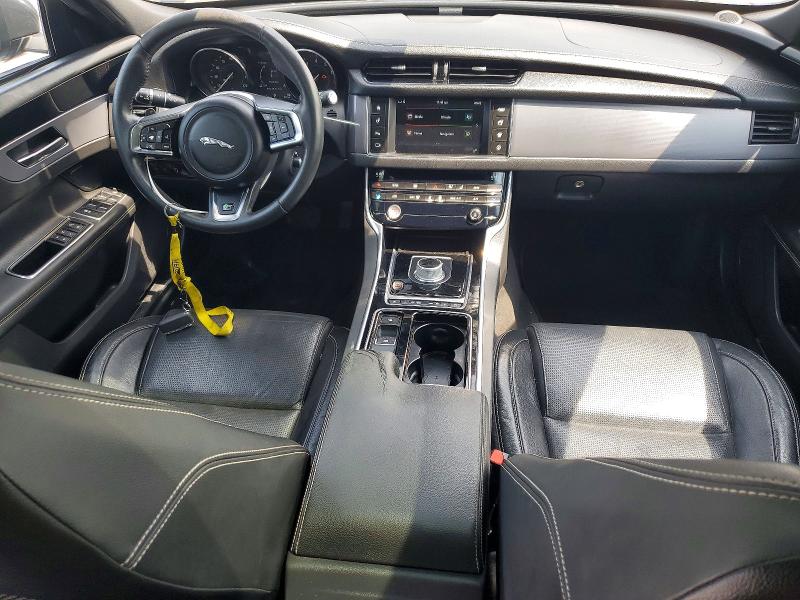 Foto 8 de la subasta – 2016 JAGUAR XF con VIN SAJBF4BV0GCY06888