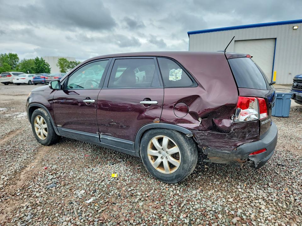 Photo 2 from auction – 2013 KIA SORENTO with VIN 5XYKTCA64DG311726