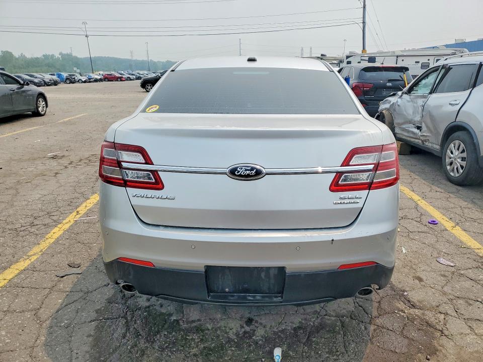 Photo 6 from auction – 2013 FORD TAURUS with VIN 1FAHP2E85DG152156