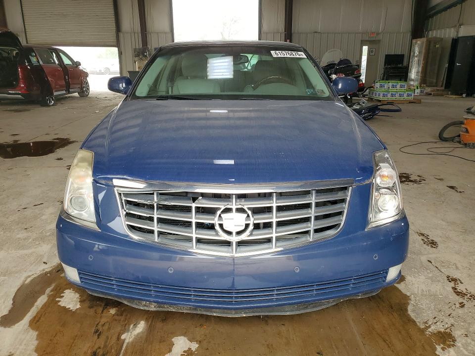 Photo 5 from auction – 2009 CADILLAC DTS with VIN 1G6KD57Y79U121378