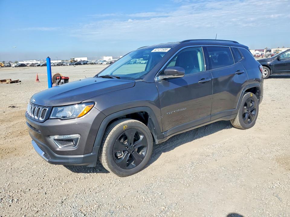 JEEP COMPASS 2021 with VIN 3C4NJDCB7MT528005 - Photo from auction