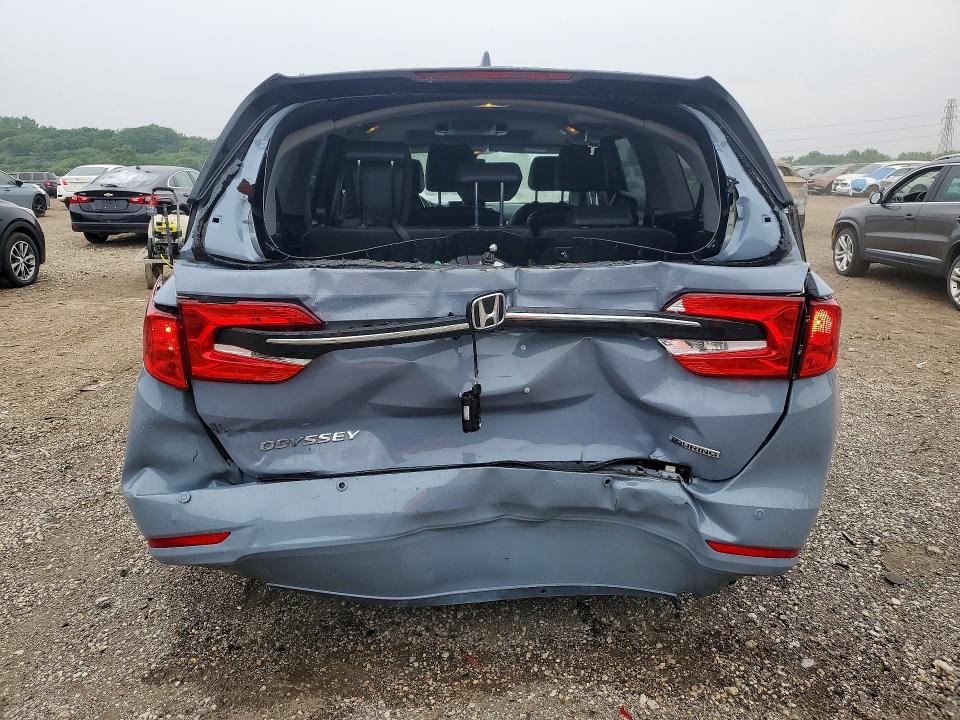 Photo 6 from auction – 2023 HONDA ODYSSEY with VIN 5FNRL6H82PB070333