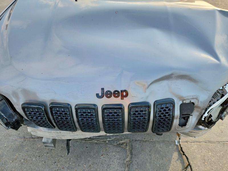 Photo 12 from auction – 2019 JEEP CHEROKEE with VIN 1C4PJLLB0KD479090
