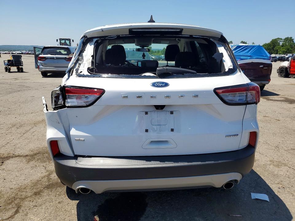 Photo 6 from auction – 2020 FORD ESCAPE with VIN 1FMCU9G66LUC48441