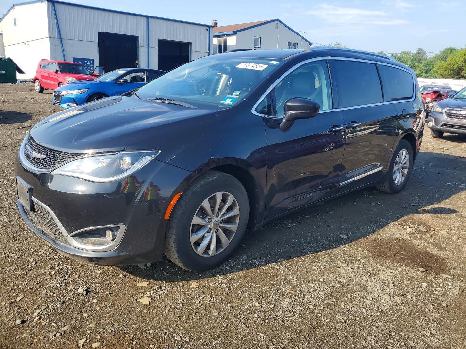 2019 CHRYSLER PACIFICA - Търг №59974886
