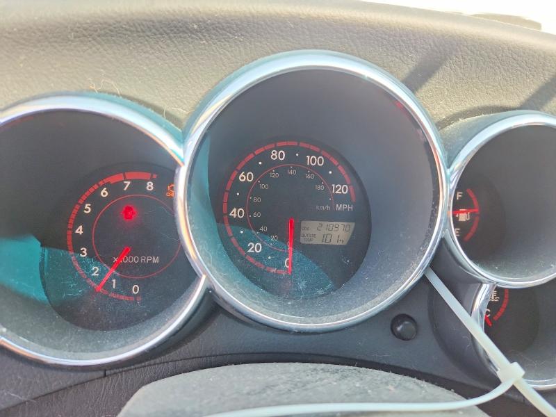 Photo 9 from auction – 2005 PONTIAC VIBE with VIN 5Y2SL63845Z402594