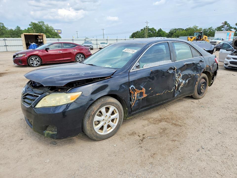 TOYOTA CAMRY 2011 with VIN 4T1BF3EK5BU167335 - Photo from auction