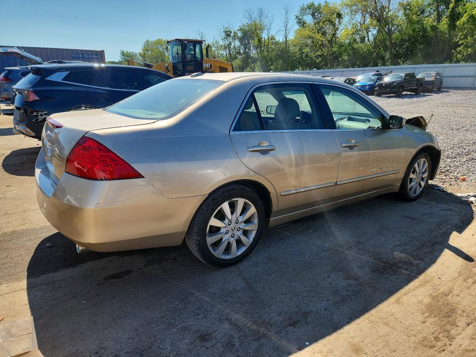 Photo 3 from auction – 2007 HONDA ACCORD with VIN 1HGCM66517A040844