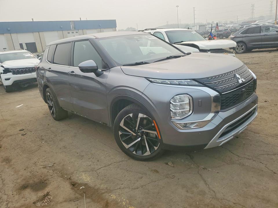 Photo 4 from auction – 2024 MITSUBISHI OUTLANDER with VIN JA4J4VA86RZ013445