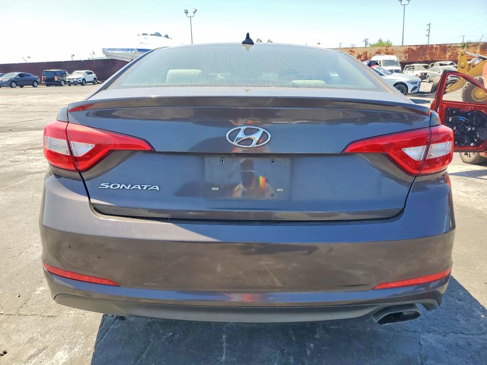 Photo 6 from auction – 2016 HYUNDAI SONATA with VIN 5NPE24AF9GH366045