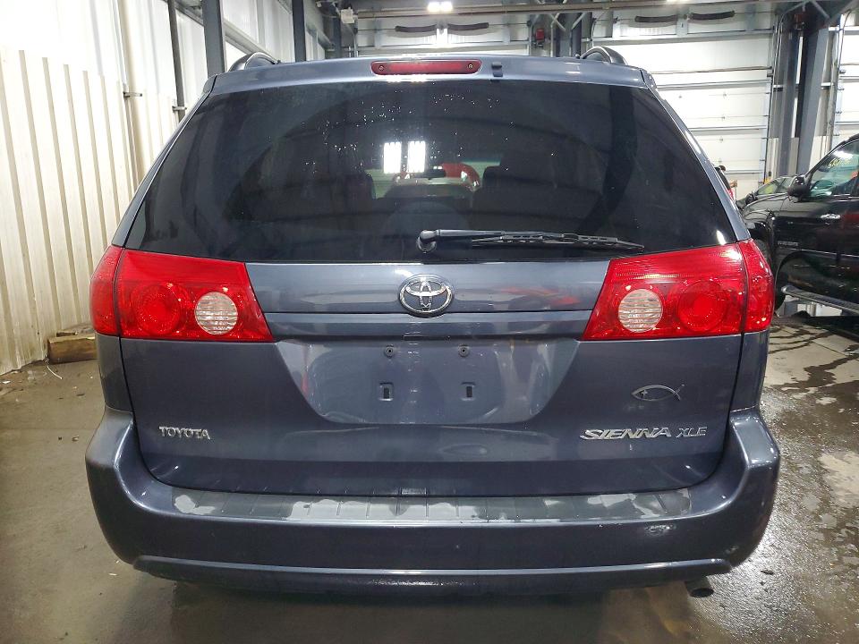 Photo 6 from auction – 2008 TOYOTA SIENNA with VIN 5TDZK22C08S131930
