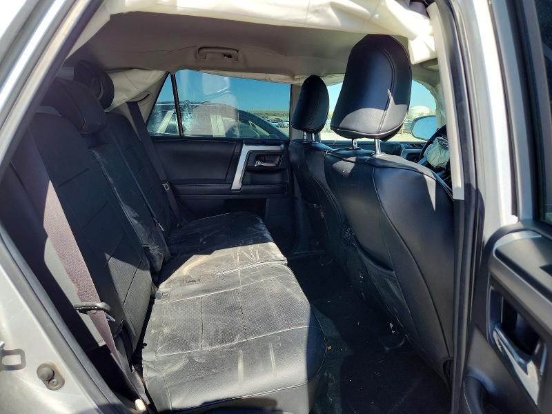 Photo 11 from auction – 2018 TOYOTA 4RUNNER with VIN JTEBU5JR9J5493104
