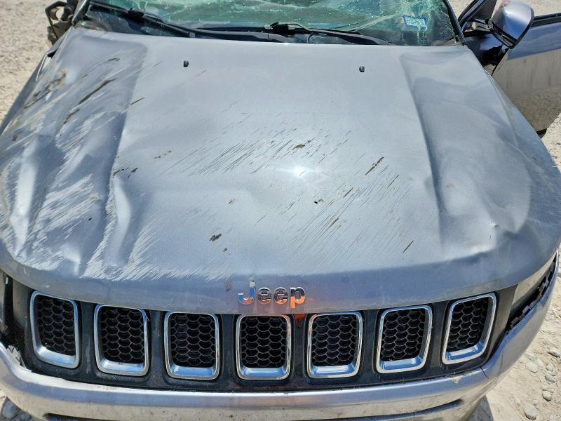 Photo 11 from auction – 2018 JEEP COMPASS with VIN 3C4NJDCB0JT423110