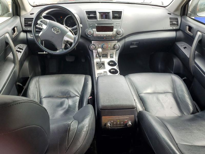 Photo 8 from auction – 2011 TOYOTA HIGHLANDER with VIN JTEBC3EH8B2001903
