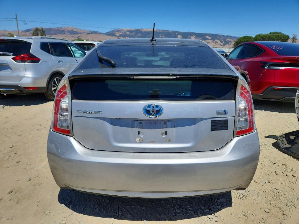 Photo 6 from auction – 2012 TOYOTA PRIUS with VIN JTDKN3DU4C1501299