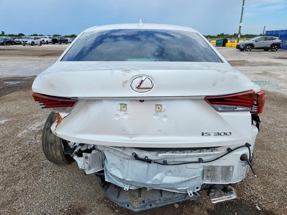 Photo 6 from auction – 2020 LEXUS IS with VIN JTHAA1D2XL5108425