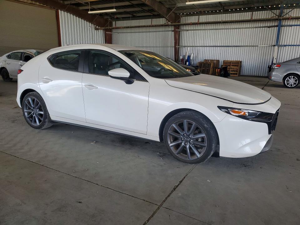 Photo 4 from auction – 2021 MAZDA 3 with VIN JM1BPAKL6M1403403