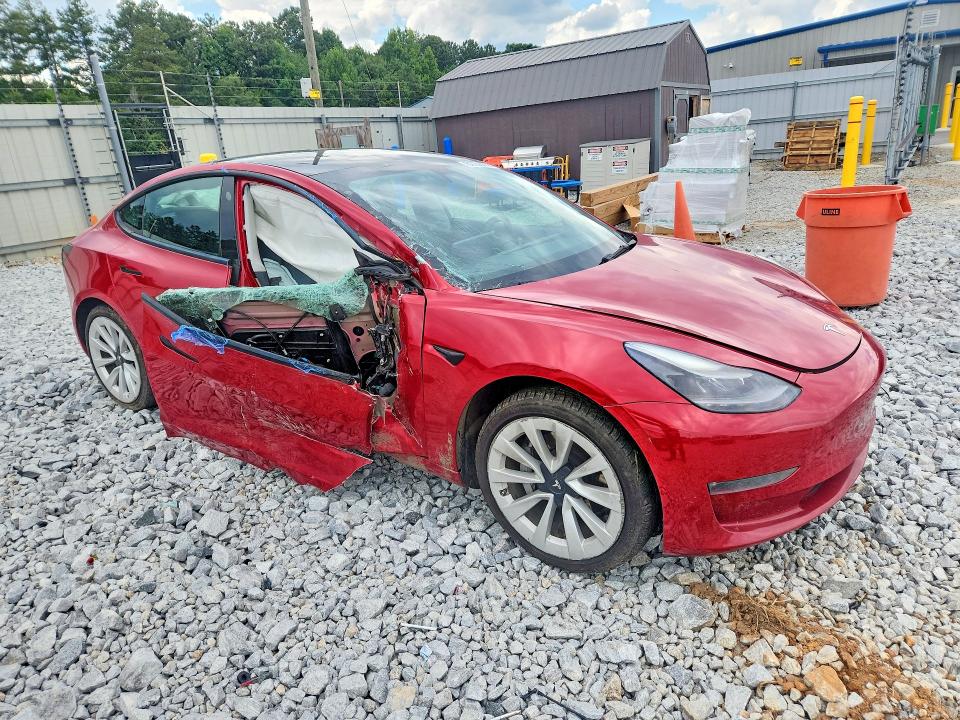 Photo 4 from auction – 2022 TESLA MODEL 3 with VIN 5YJ3E1EB2NF192464