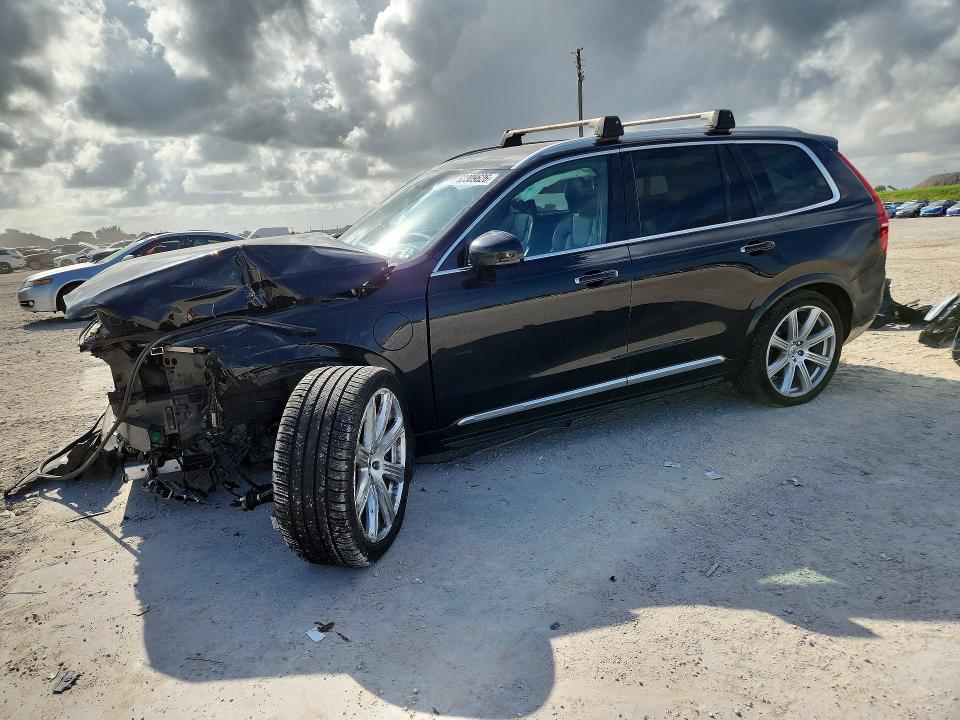 VOLVO XC90 2017 with VIN YV4BC0PL3H1124461 - Photo from auction