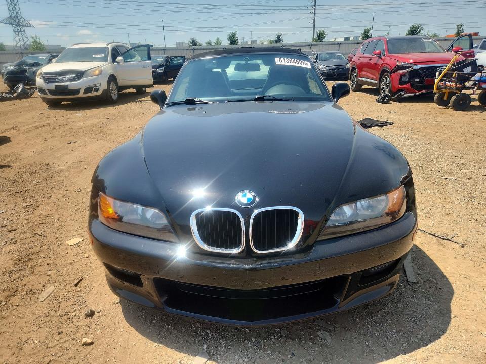 Photo 5 from auction – 1998 BMW Z3 with VIN 4USCJ3338WLB63677