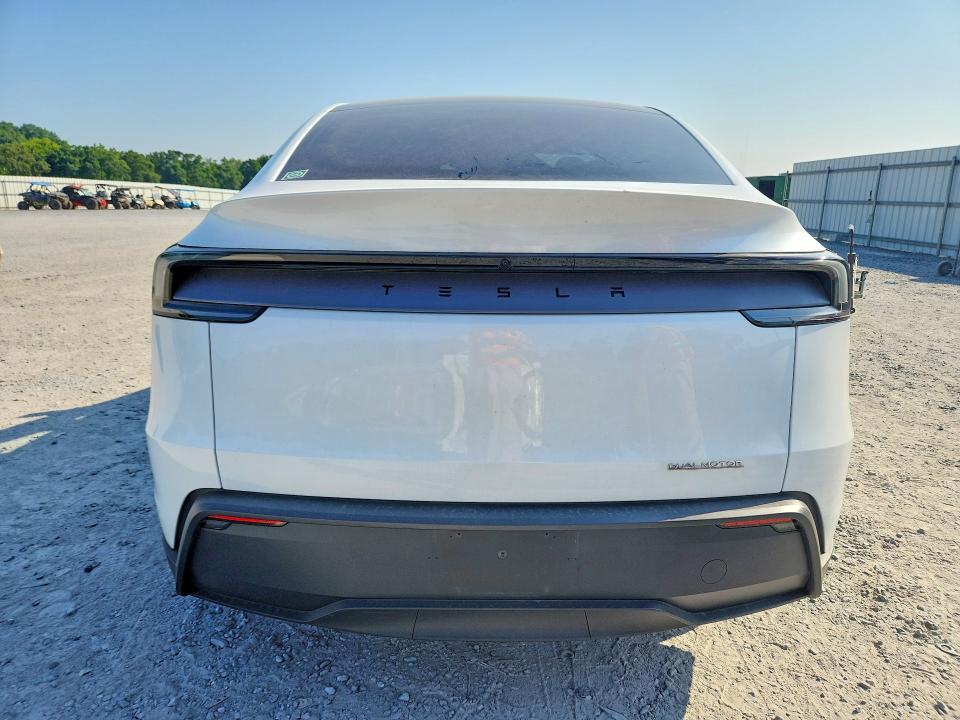 Photo 6 from auction – 2026 TESLA MODEL Y with VIN 7SAYGDEE0TA389237