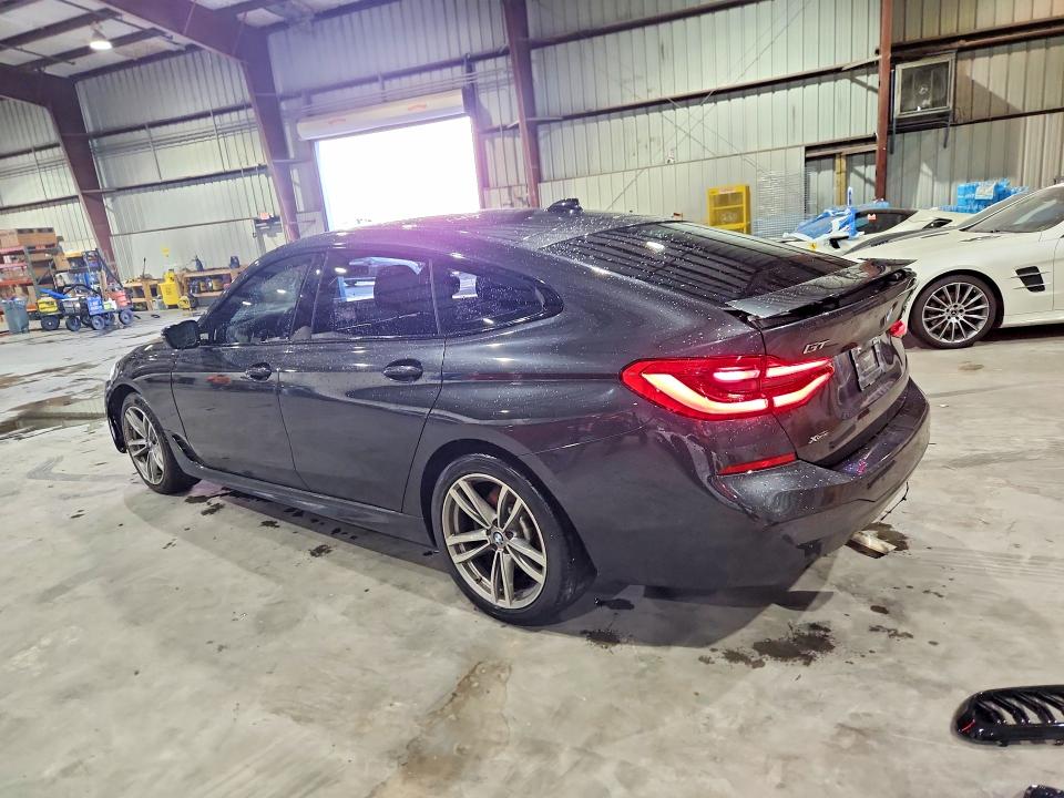 Photo 2 from auction – 2019 BMW 640 with VIN WBAJV6C54KBK08385