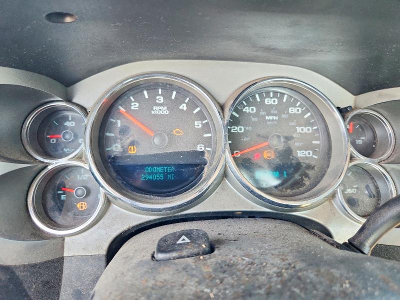 Photo 9 from auction – 2008 GMC SIERRA with VIN 1GTHC24K98E186413