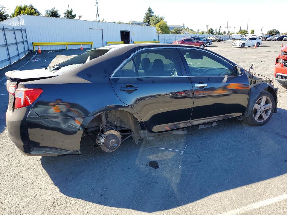 Photo 3 from auction – 2012 TOYOTA CAMRY with VIN 4T1BF1FK9CU155659