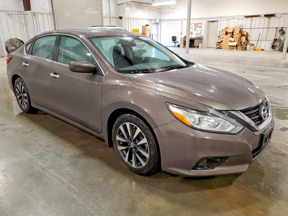 Photo 4 from auction – 2016 NISSAN ALTIMA with VIN 1N4AL3APXGC219037