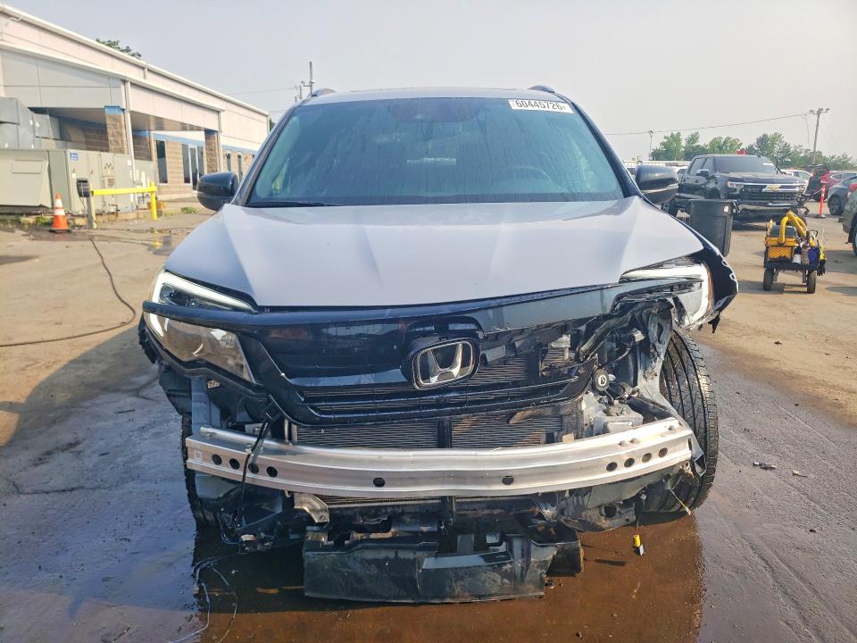 Photo 5 from auction – 2022 HONDA PILOT with VIN 5FNYF6H81NB074132