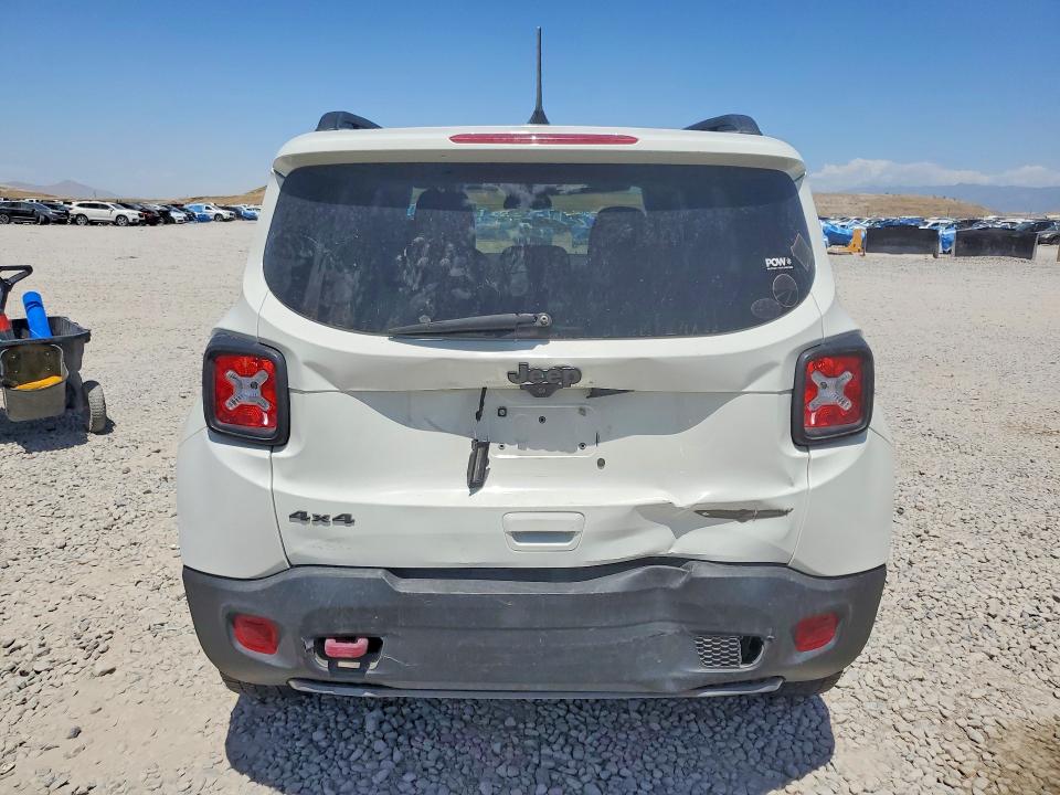 Photo 6 from auction – 2019 JEEP RENEGADE with VIN ZACNJBC16KPK09935
