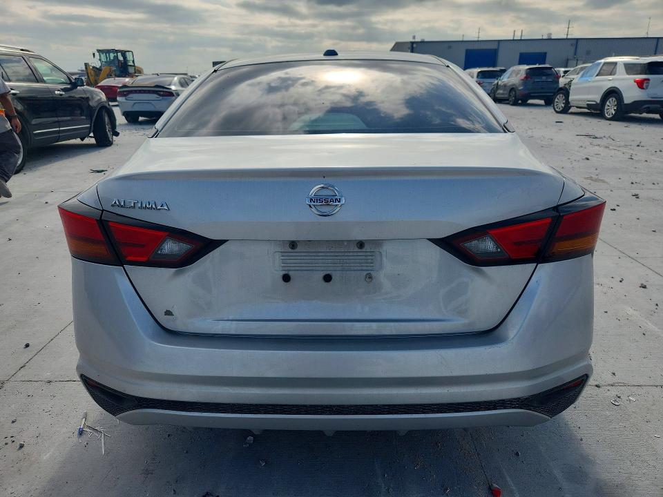 Photo 6 from auction – 2019 NISSAN ALTIMA with VIN 1N4BL4BV7KC239732